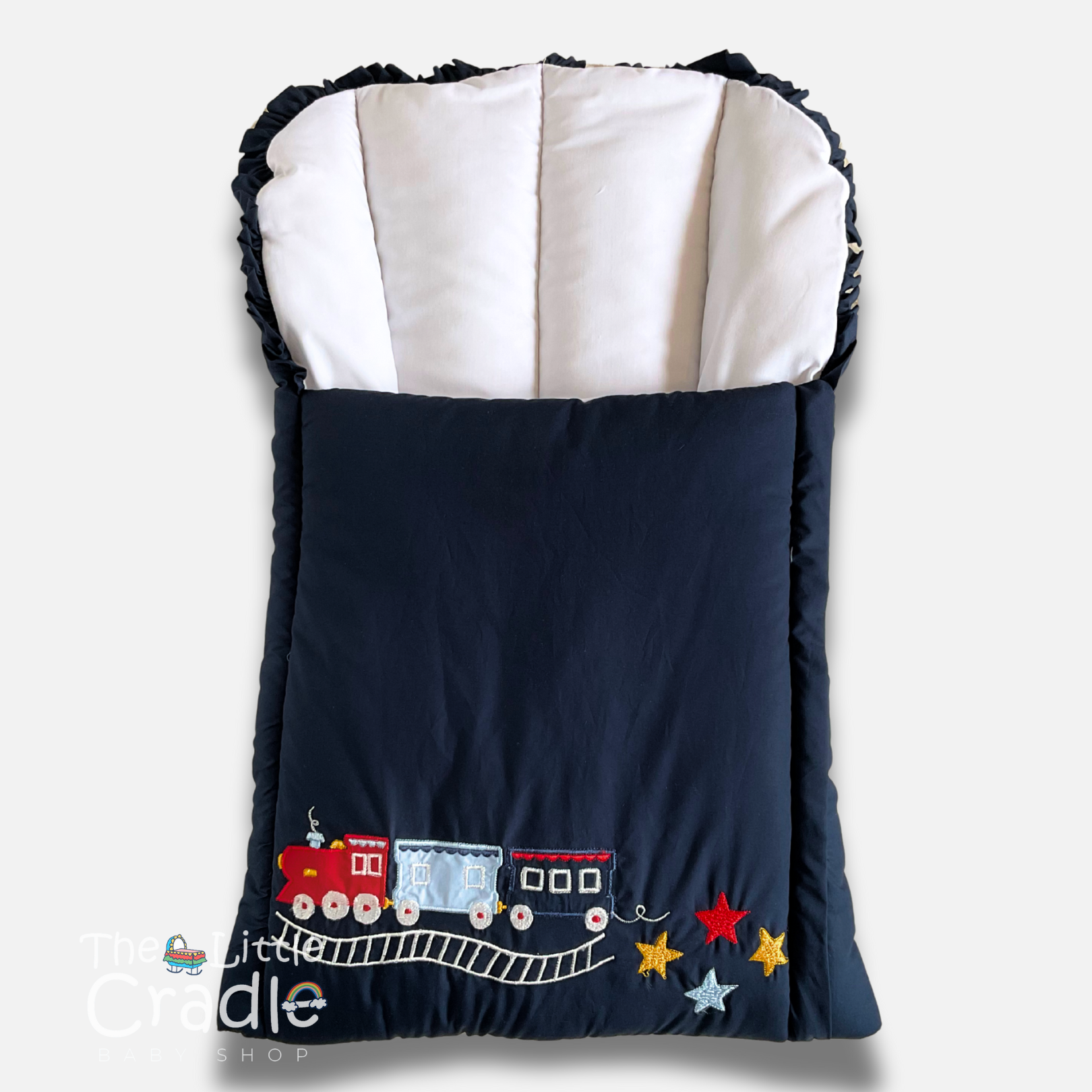 Classic Nest- Navy Blue-White Train