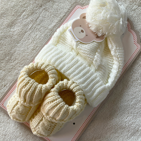 Knitted Cap & Booties Set - Cream