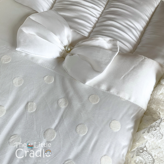 Venetian - Polka Dots White