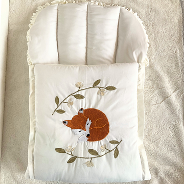 Classic Nest- Sleeping Fox