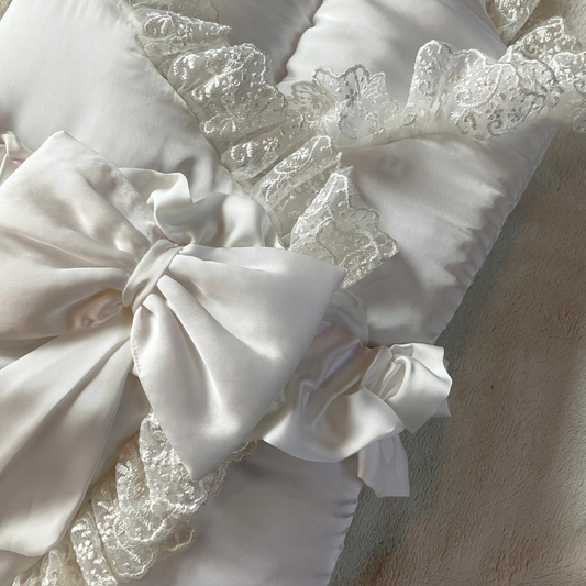 Aqiqah - Silk White Laces