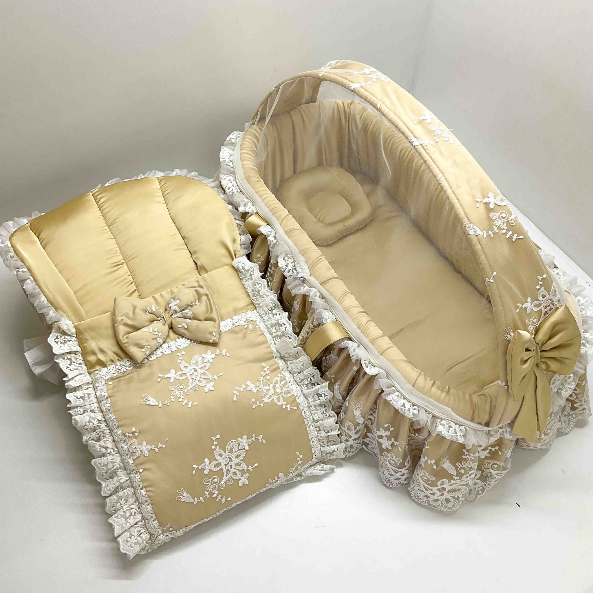 Cot/Nest Set - Light Beige Gold